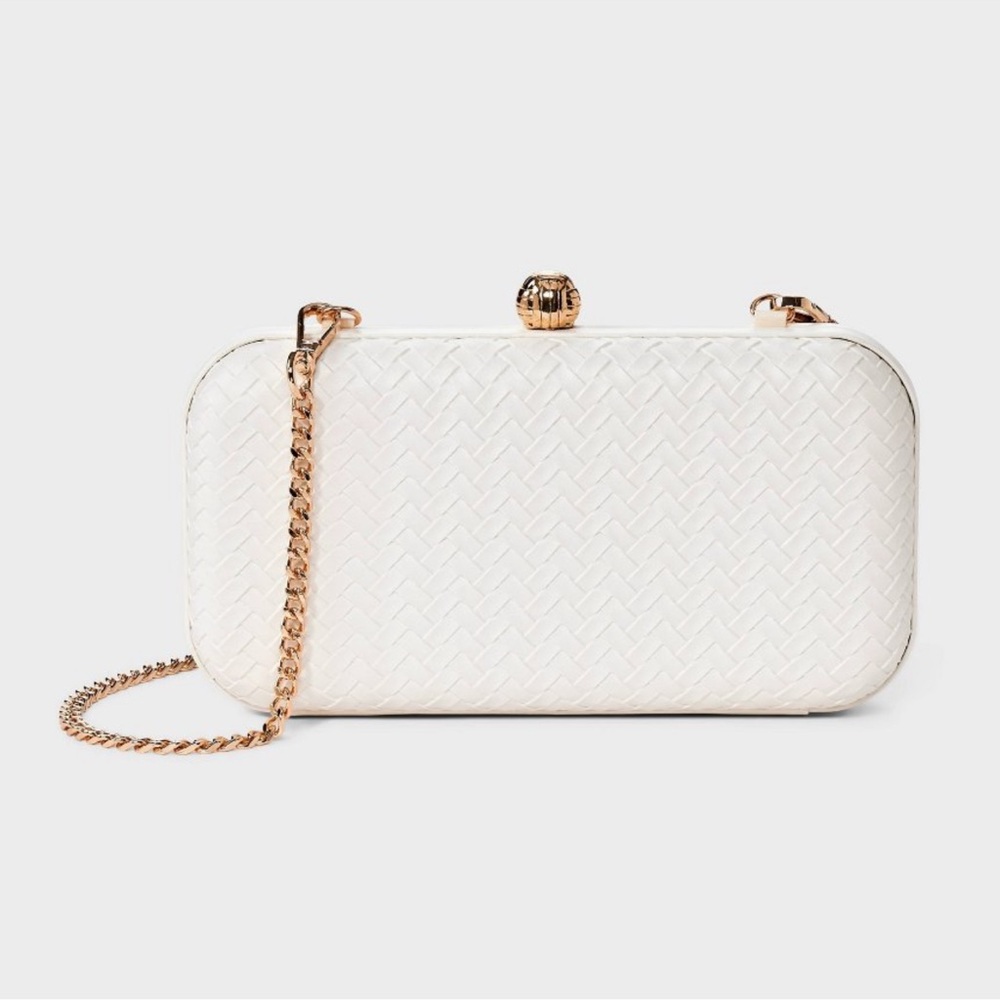 Cream Woven Minaudière Clutch Crossbody | Gold Chain Evening Bag | A New Day